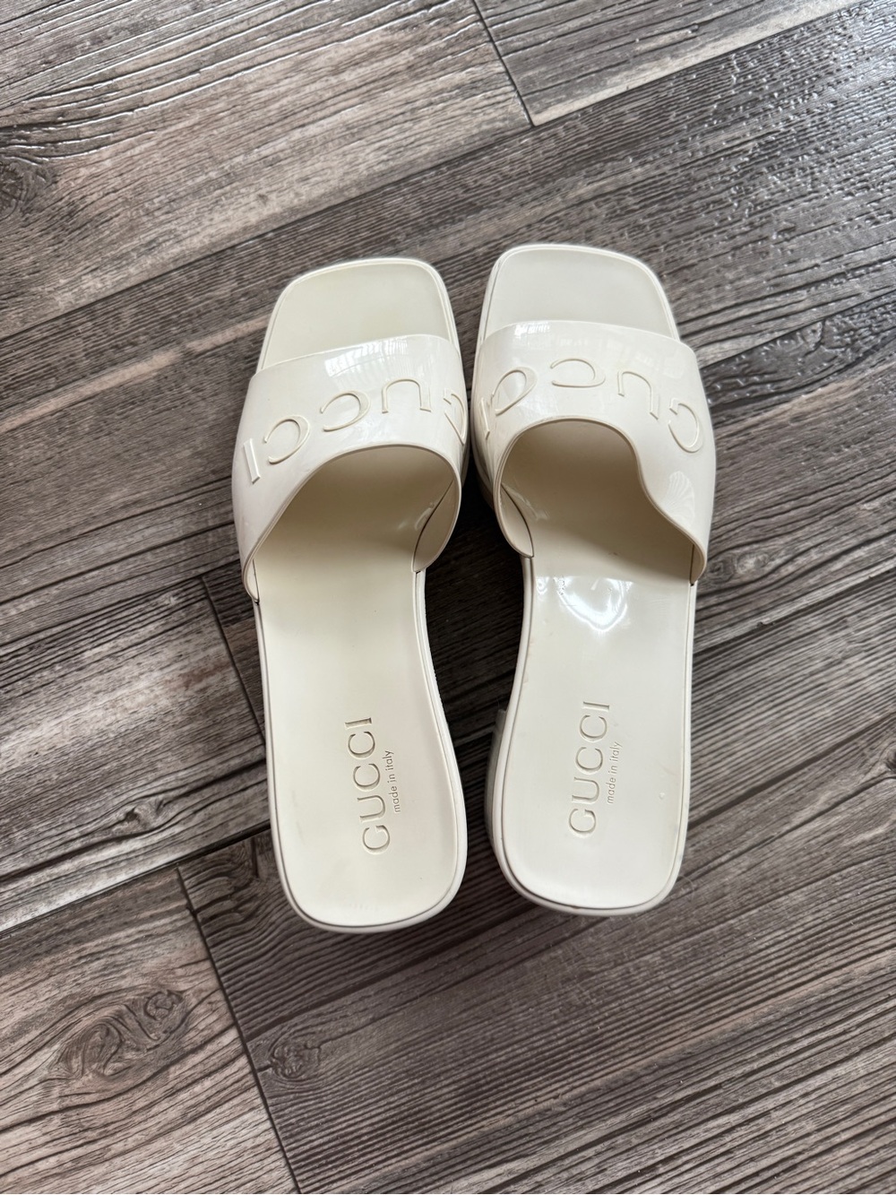 Gucci Patent Jelly Sandals